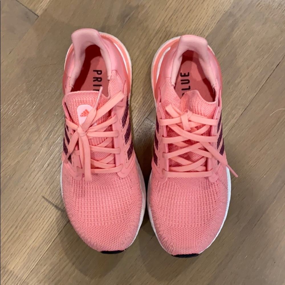 Adidas UltraBoost 20